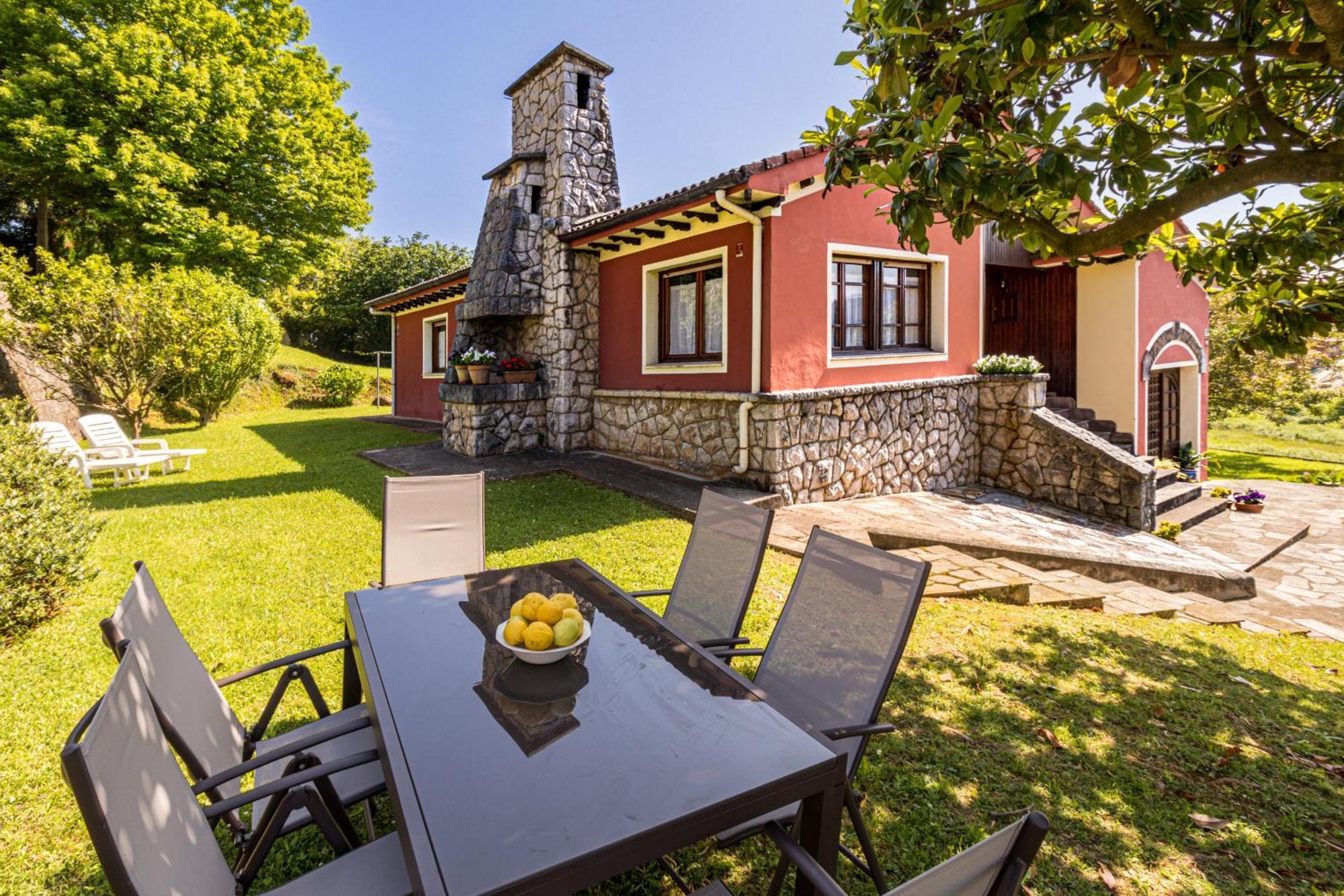 Casa Con Jardin Privado Orena Exterior photo